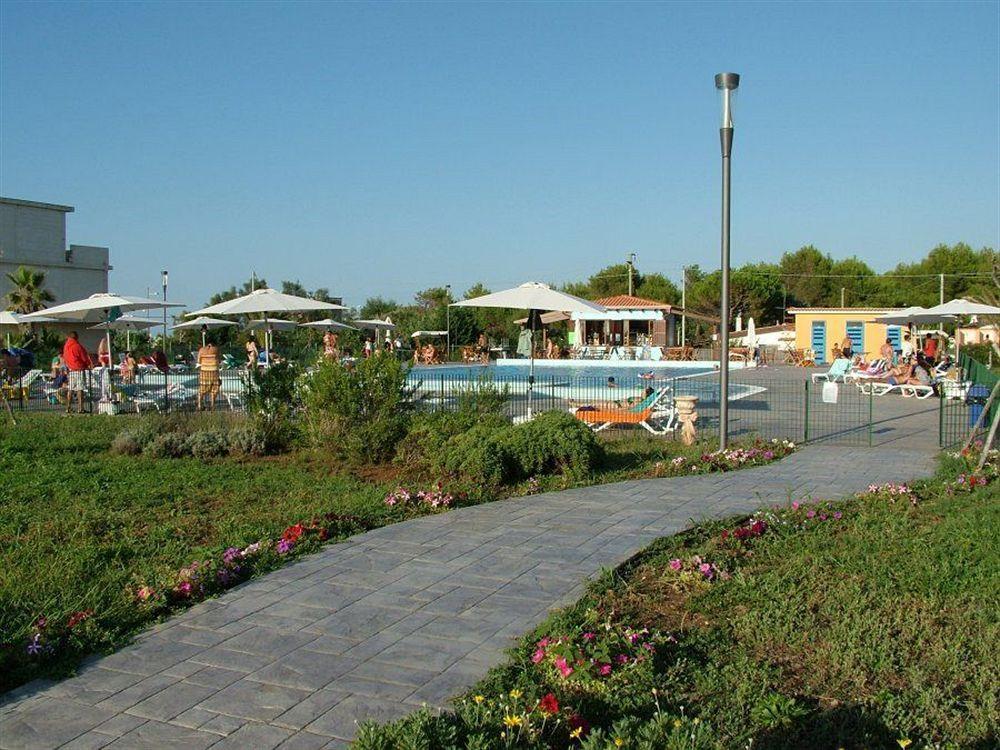 Royals Gate Hotel Rodi Garganico Ngoại thất bức ảnh
