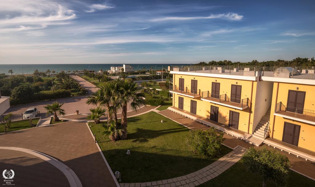 Royals Gate Hotel Rodi Garganico Ngoại thất bức ảnh