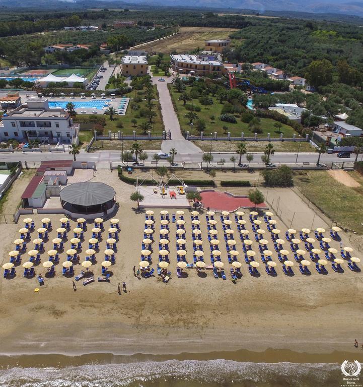 Royals Gate Hotel Rodi Garganico Ngoại thất bức ảnh