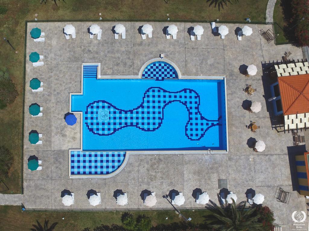 Royals Gate Hotel Rodi Garganico Ngoại thất bức ảnh